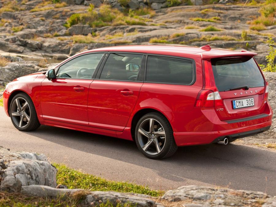  Volvo V70 R-Design 2011 года  (фото 12 из 23)